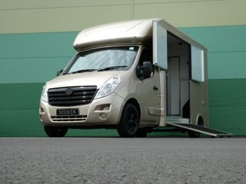 Vauxhall Movano Brand new 3.5 ton Horse lorry stallion partition for large horse