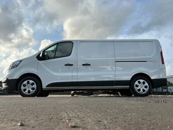 Renault Trafic LWB L2H1 Low Roof Ll30 Business Plus Air Con Cruise Alloys EURO 