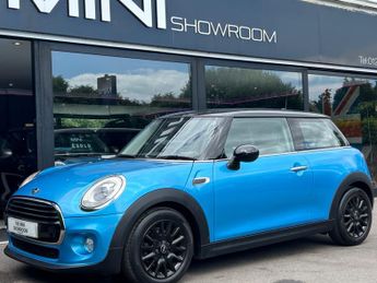 MINI Hatch Cooper 1.5 Chili / Media 3 door + SAT NAV + FULL LEATHER