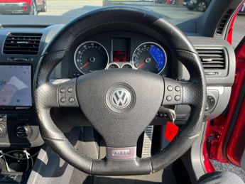 Volkswagen Golf 2.0 GTI DSG