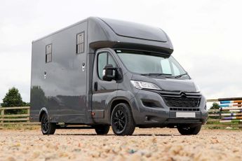 Citroen Relay BRAND NEW DELIVERY MILES 3.5 TON HORSEBOX STALLION BUILD  REAR L