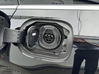Mercedes-Benz C Class C300e AMG Line Premium Plus Estate Auto Petrol Hybrid 25KWH PAN 