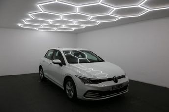 Volkswagen Golf LIFE TSI