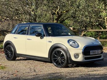 MINI Hatch 1.5 Cooper Classic Steptronic Euro 6 (s/s) 5dr