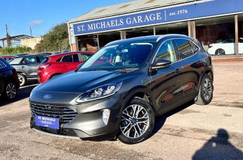 Ford Kuga TITANIUM FIRST EDITION