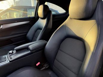 Mercedes-Benz C Class C220 CDI BLUEEFFICIENCY AMG SPORT ED125