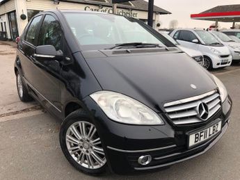 Mercedes A Class A160 ELEGANCE SE automatic petrol 5 door 62,000 FSH ULEZ complia