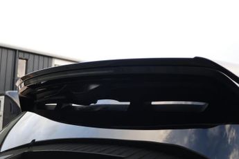 Land Rover Discovery R-DYNAMIC HSE MHEV with a rear seat conversion styled by seeker