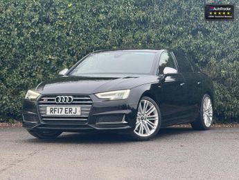 Audi A4 3.0 TFSI V6 Saloon 4dr Petrol Tiptronic quattro Euro 6 (s/s) (35