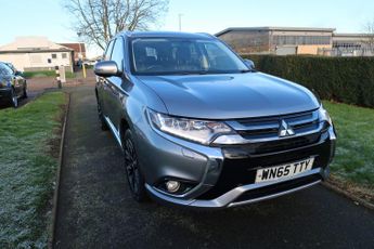 Mitsubishi Outlander PHEV GX 4H