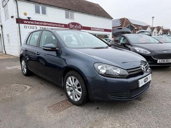 Volkswagen Golf SE TSI DSG
