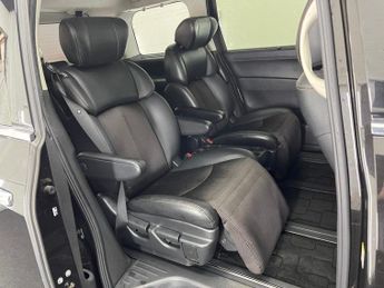 Nissan Elgrand E52 3.5 V6 4WD Highway Star, PNE52