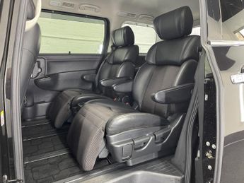 Nissan Elgrand E52 3.5 V6 4WD Highway Star, PNE52