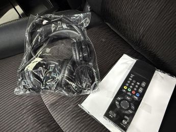 Nissan Elgrand E52 3.5 V6 4WD Highway Star, PNE52