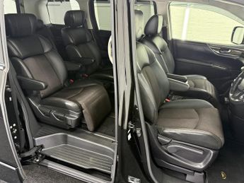 Nissan Elgrand E52 3.5 V6 4WD Highway Star, PNE52