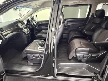 Nissan Elgrand E52 3.5 V6 4WD Highway Star, PNE52