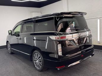Nissan Elgrand E52 3.5 V6 4WD Highway Star, PNE52