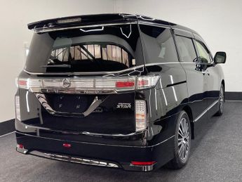 Nissan Elgrand E52 3.5 V6 4WD Highway Star, PNE52