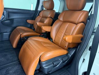 Nissan Elgrand E52 2.5 Highway Star Urban Chrome Selection