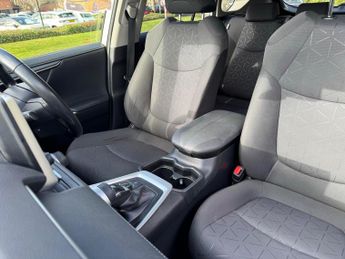 Toyota Rav 4 VVT-I DESIGN