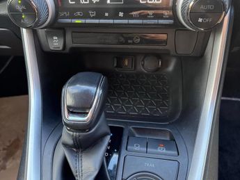 Toyota Rav 4 VVT-I DESIGN