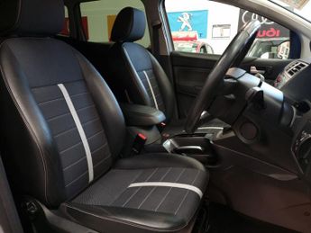 Ford Kuga 2.0 TITANIUM TDCI AWD