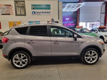 Ford Kuga 2.0 TITANIUM TDCI AWD