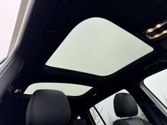 Mercedes-Benz EQB EQB 350 66KWH 4Matic AMG Line Premium Auto Electric 7 SEATER/PAN