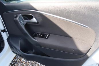Volkswagen Polo SEL TSI DSG