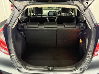 Honda Jazz FIT HYBRID 1.5 L HONDA SENSING Low Mileage Import