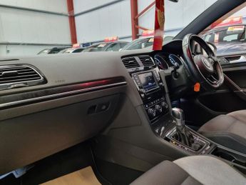 Volkswagen Golf 2.0 R DSG
