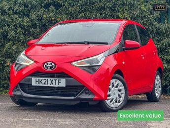 Toyota AYGO 1.0 VVT-i x-play Hatchback 5dr Petrol x-shift Euro 6 (Safety Sen