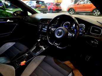 Volkswagen Golf 2.0 R DSG