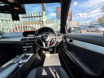 Mercedes-Benz C Class 1.6 C180 BlueEfficiency AMG Sport Plus G-Tronic+ Euro 5 (s/s) 4d