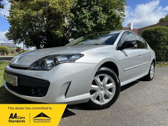 Renault Laguna 2.0 16V Dynamique TomTom Euro 4 5dr