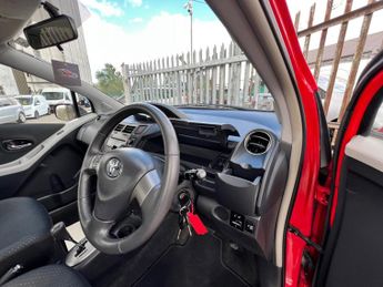 Toyota Yaris 1.33 Dual VVT-i TR MultiMode Euro 4 (s/s) 5dr
