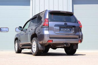 Toyota Land Cruiser ACTIVE COMMERCIAL 2.8 AUTO FULL BLACK PACK TOW PACK HEATED LEATH