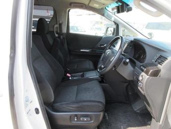 Toyota Vellfire 3.5 ZG EDITION + 7 Seats