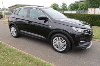 Vauxhall Grandland BUSINESS EDITION NAV