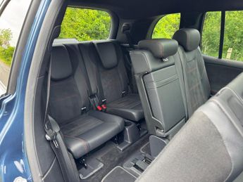 Mercedes-Benz EQB EQB 300 66KWH 4Matic AMG Line Premium Auto Electric 7 SEATER/PAN