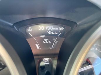 Nissan Juke 1.6 TEKNA XTRONIC AUTOMATIC