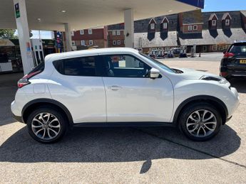Nissan Juke 1.6 TEKNA XTRONIC AUTOMATIC
