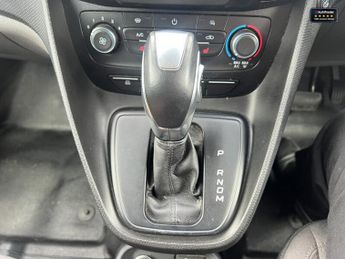 Ford Transit Connect AUTO LWB  L2H1 Limited Air Con Alloys Cam Nav Sensors EURO 6 NO 