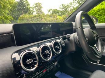 Mercedes-Benz A Class 1.5 A180d Sport (Executive) 7G-DCT Euro 6 (s/s) 5dr
