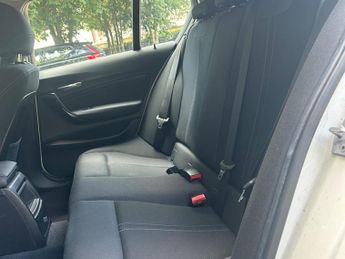BMW 1 Series 2.0 120d Sport Auto Euro 6 (s/s) 5dr
