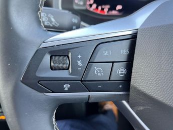 SEAT Arona ECOTSI XPERIENCE LUX DSG