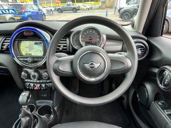 Mini Hatch COOPER