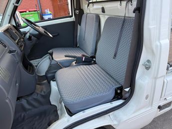 Daihatsu Hijet 660cc JAPANESE KEI TRUCK + Air Con + GRADE 4