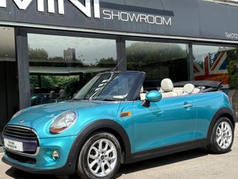 MINI Convertible Cooper 1.5 Automatic Pepper / Media XL - DEPOSIT TAKEN