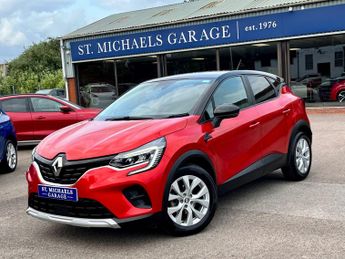 Renault Captur ICONIC TCE